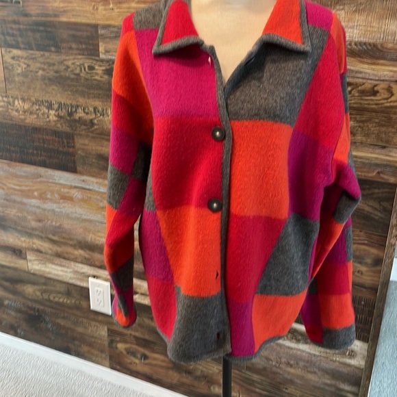 Sweaters - Wool sweater size “M”